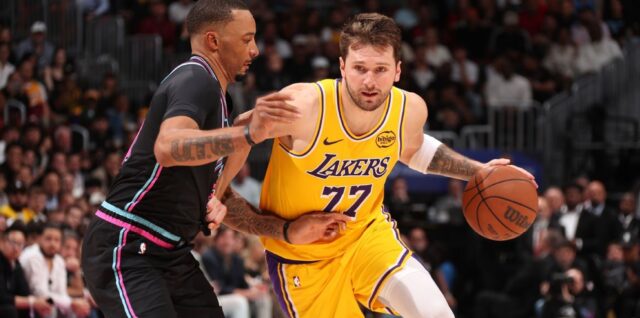 Luka Doncic kembali ke Los Angeles Lakers setelah perawatan di Spanyol