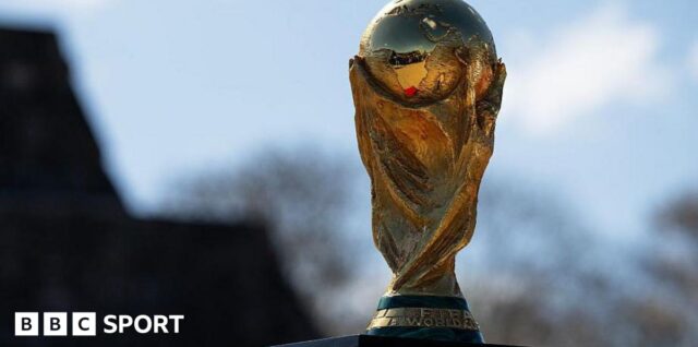 Tiket Piala Dunia yang dijual dengan harga tinggi di platform resmi